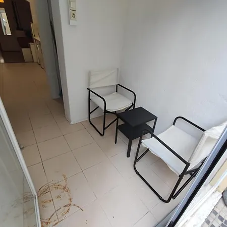 T1 Penha De Franca Com Patio Appartement Lissabon