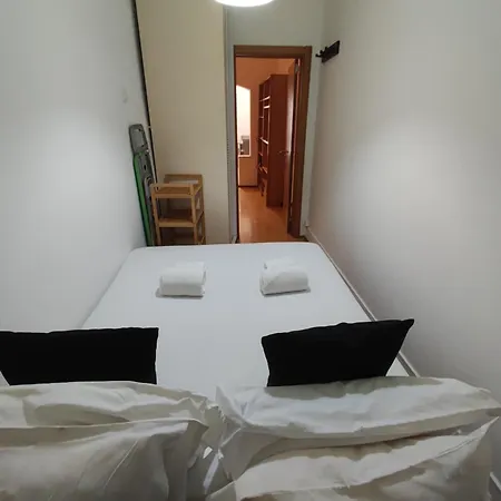 Appartement T1 Penha De Franca Com Patio Lissabon