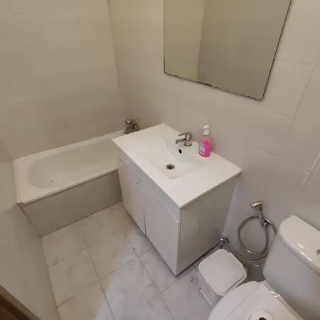 Apartment T1 Penha De Franca Com Patio *