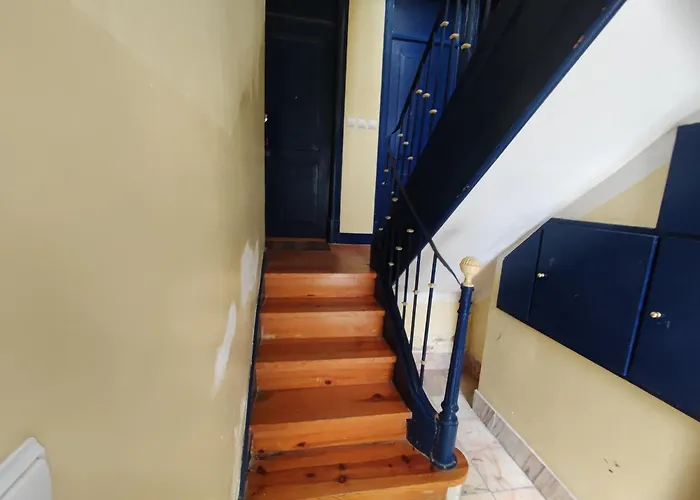 T1 Penha De Franca Com Patio *